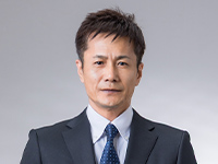 鈴田 英貴